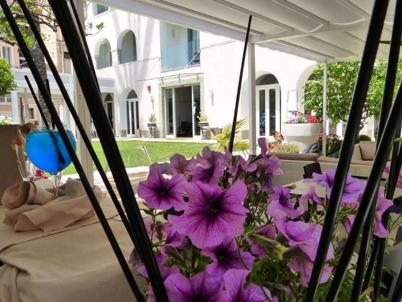 Готель Il Piccolo Giardino Gh ***Superior Таорміна Екстер'єр фото
